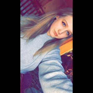 Meet your Posher, Breanna